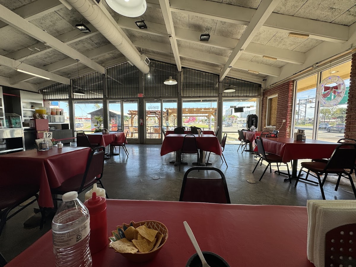 El Gym Taqueria & Snacks