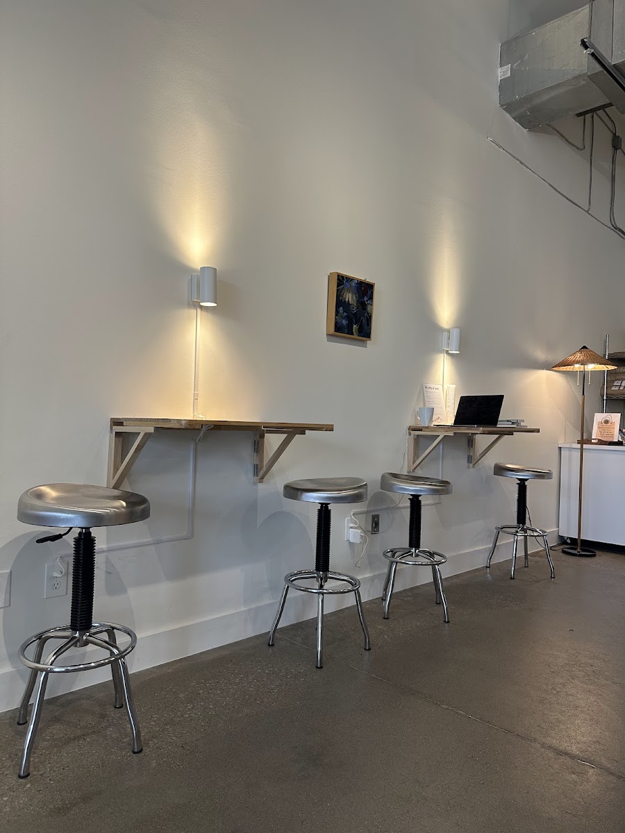 Floating Lotus Kitchen - 2