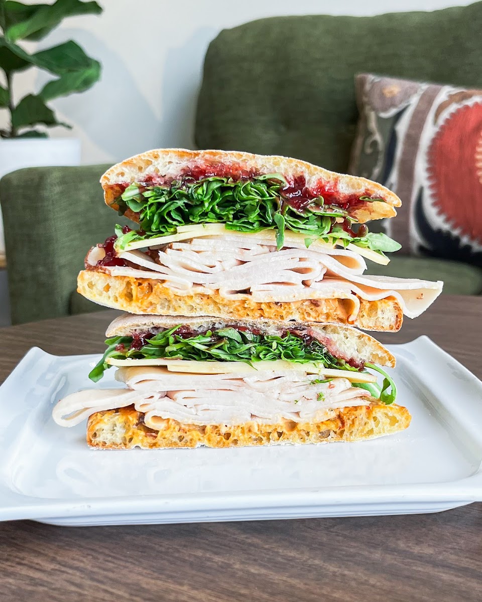 Floating Lotus Kitchen - 8