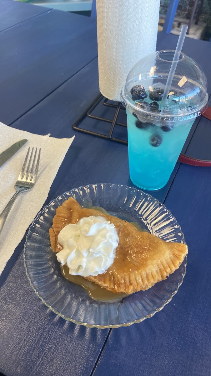 Mimzie's Coffee and Curiosities - 4