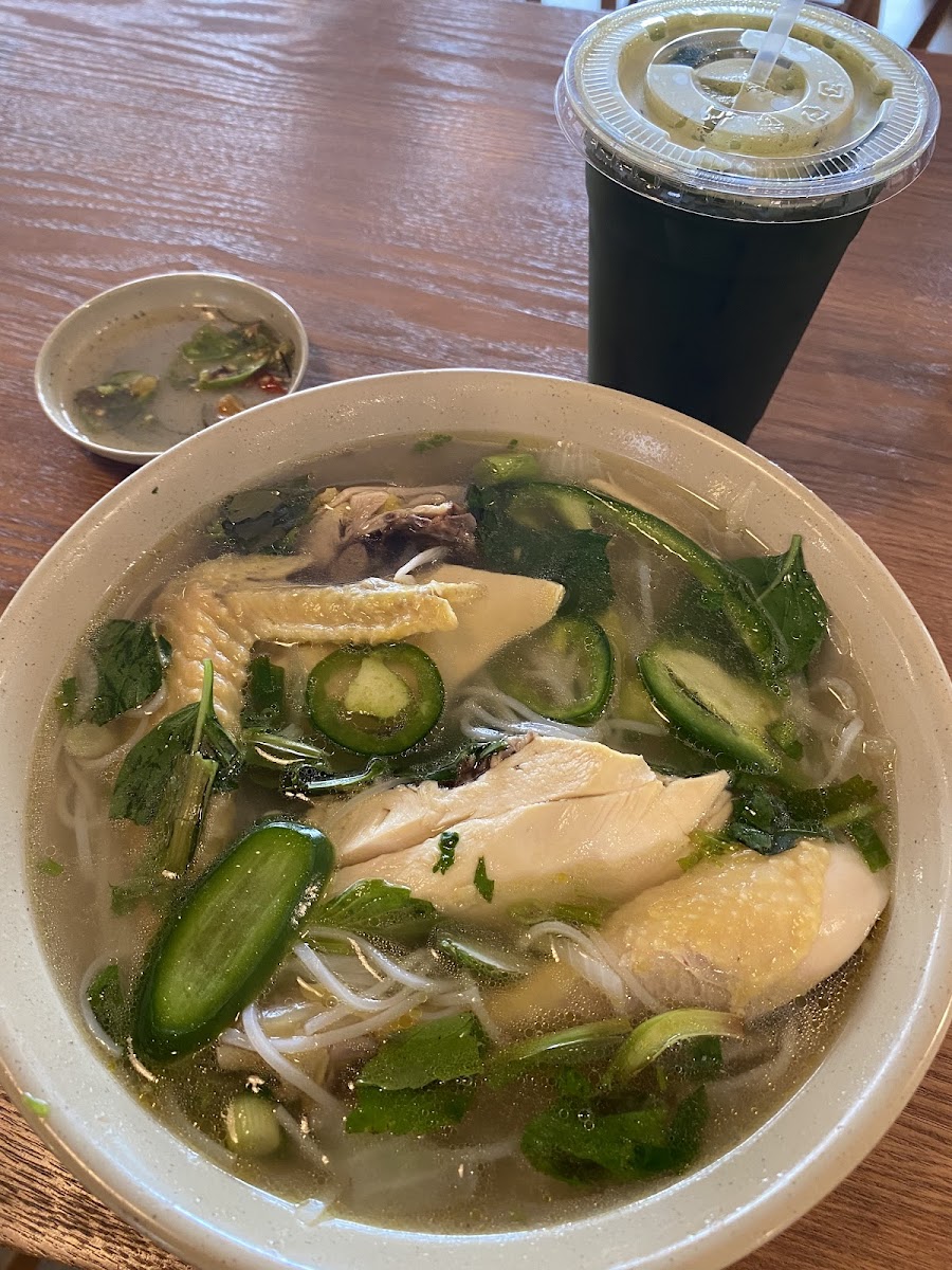 Pho Ga Thanh Thanh - 4