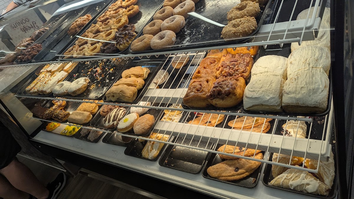 Sweet Kneads Rosemount Bakery & Coffee House - 3