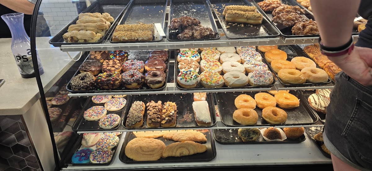 Sweet Kneads Rosemount Bakery & Coffee House - 6