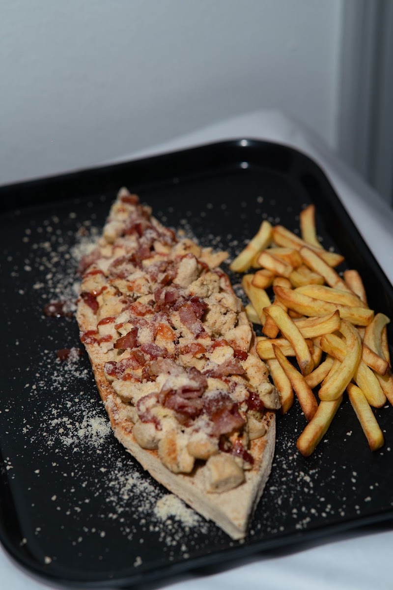 Top burger gourmet LLC - 10